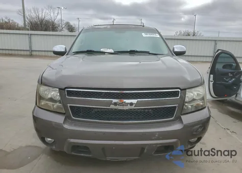 2014 Chevrolet Suburban C1500 Ltz from USA, damaged, VIN 1GNSCKE02ER175929